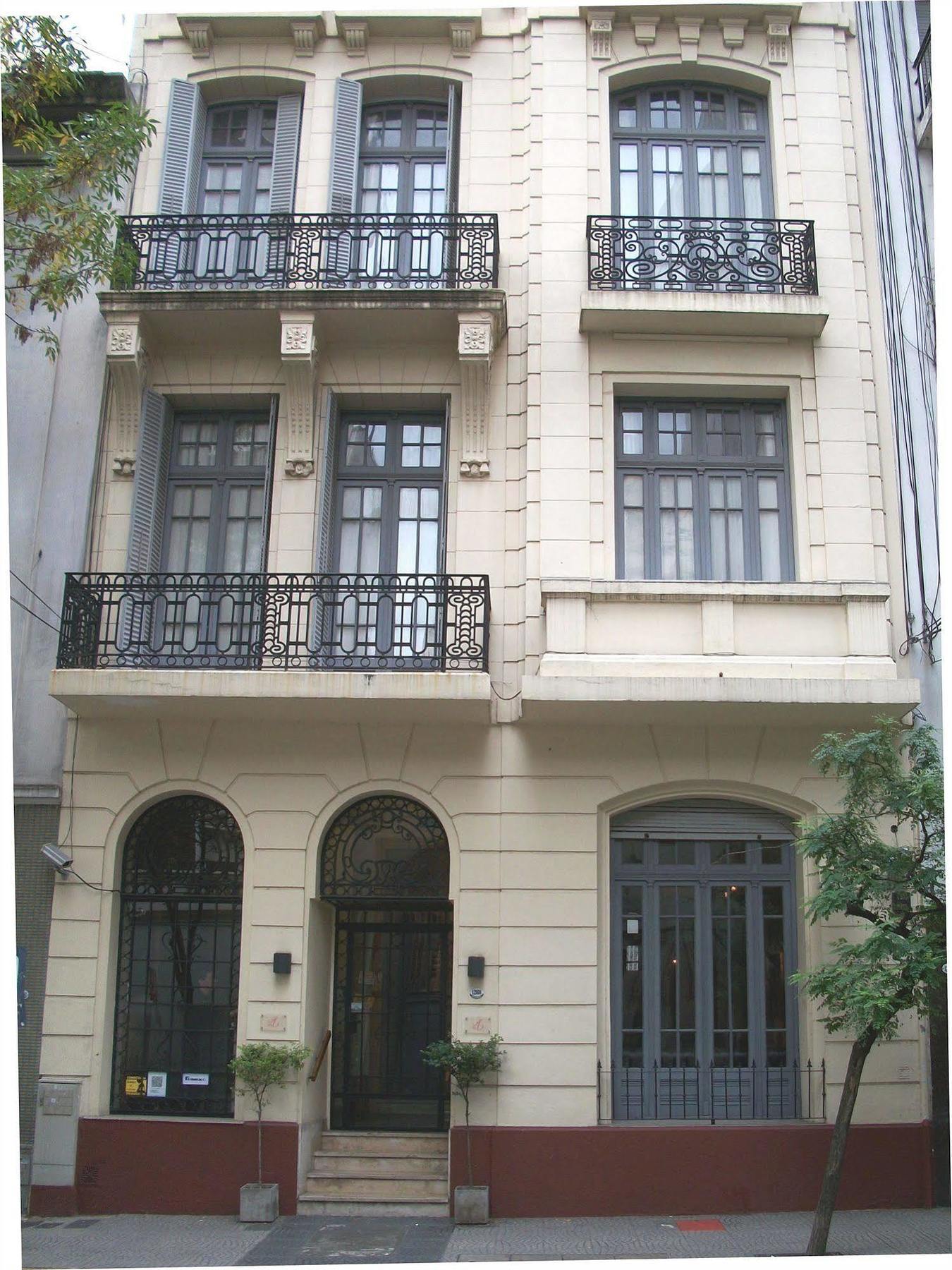 A Hotel Buenos Aires Exterior photo